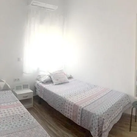Apartment With 3 Bedrooms In Malaga, With Wifi
