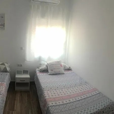 Apartment With 3 Bedrooms In Malaga, With Wifi *