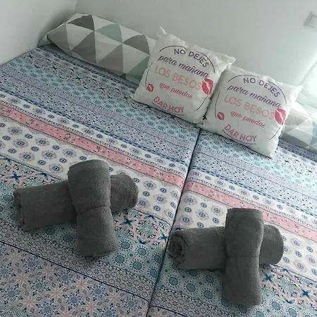 With 3 Bedrooms In Malaga, With Wifi Apartment